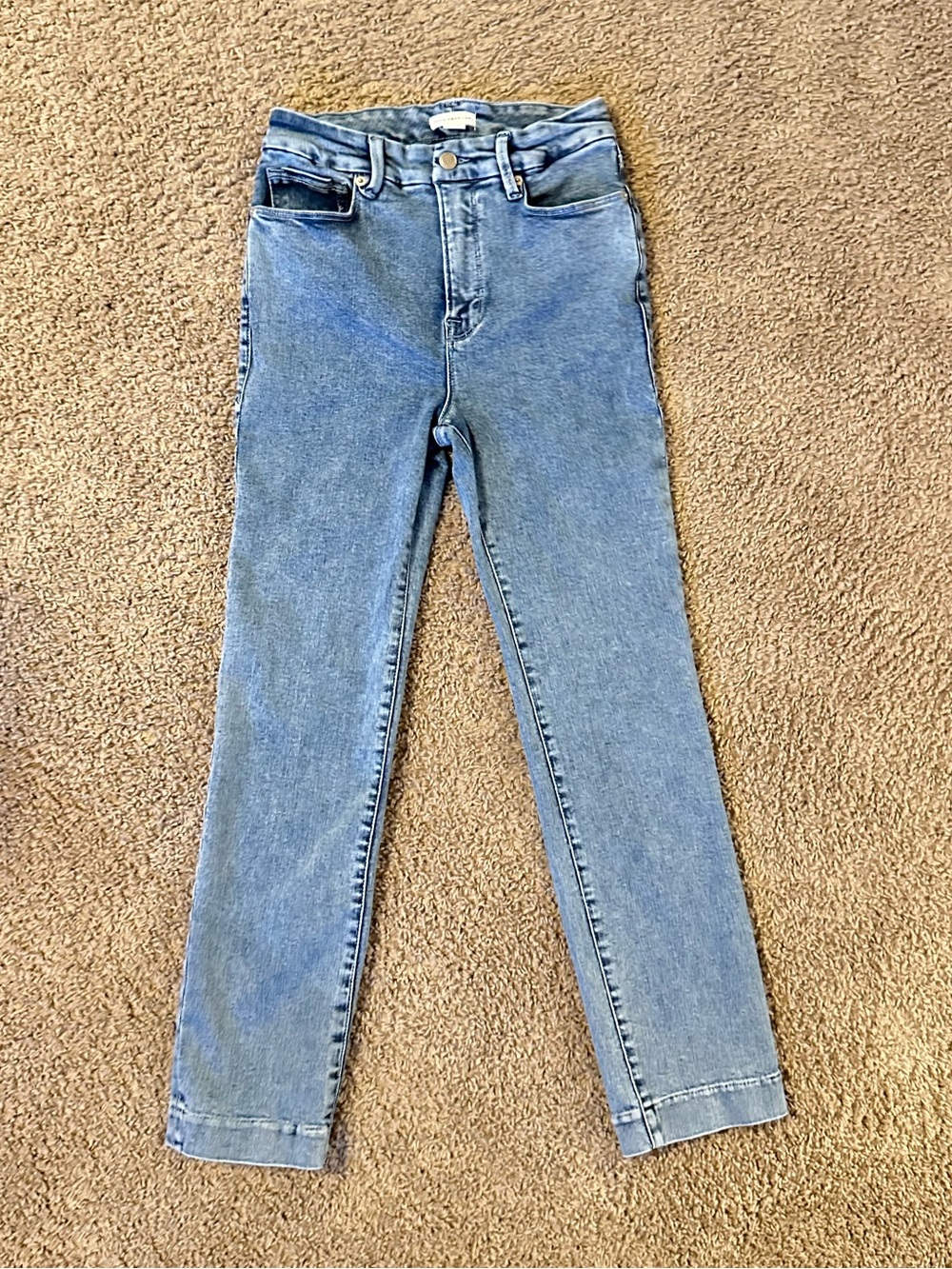Good American Light Wash Skinny Jeans - Picture 2 of 5